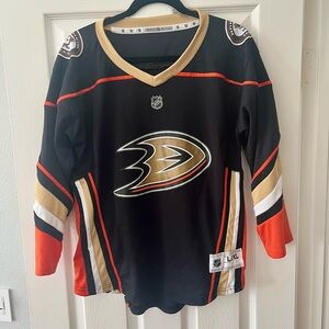 Anaheim Ducks NHL Official Licensed hockey jersey size youth L/XL